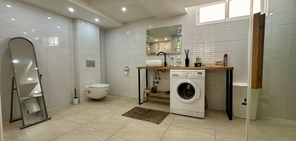 Se vende Villa - Chalet de 3 dormitorios en Costa Blanca, Alicante, España