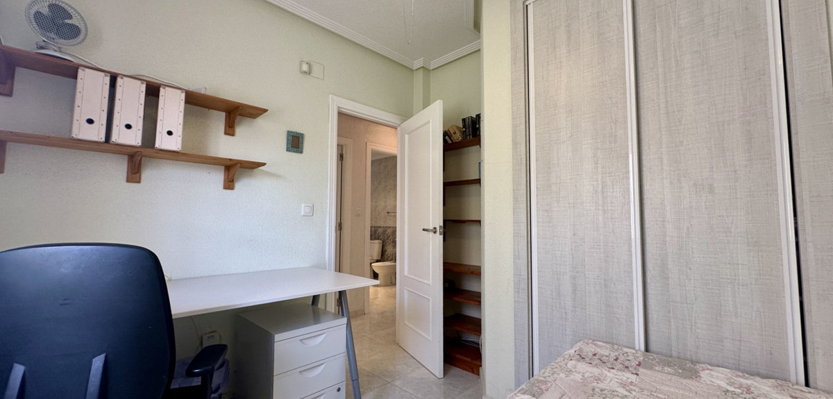 Se vende Villa - Chalet de 3 dormitorios en Costa Blanca, Alicante, España