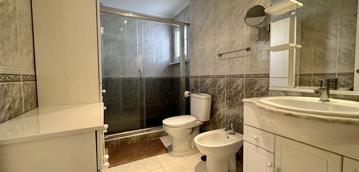 Se vende Villa - Chalet de 3 dormitorios en Costa Blanca, Alicante, España
