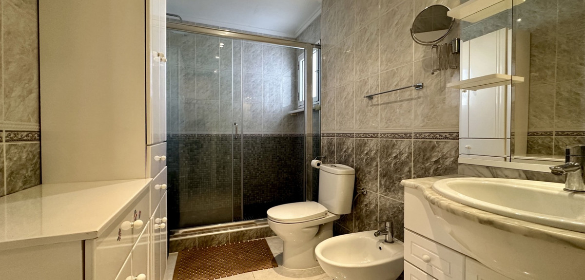 Se vende Villa - Chalet de 3 dormitorios en Costa Blanca, Alicante, España