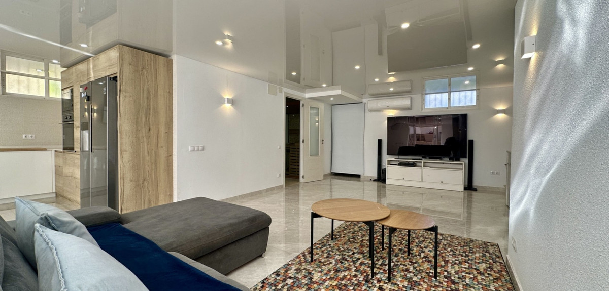 Se vende Villa - Chalet de 3 dormitorios en Costa Blanca, Alicante, España