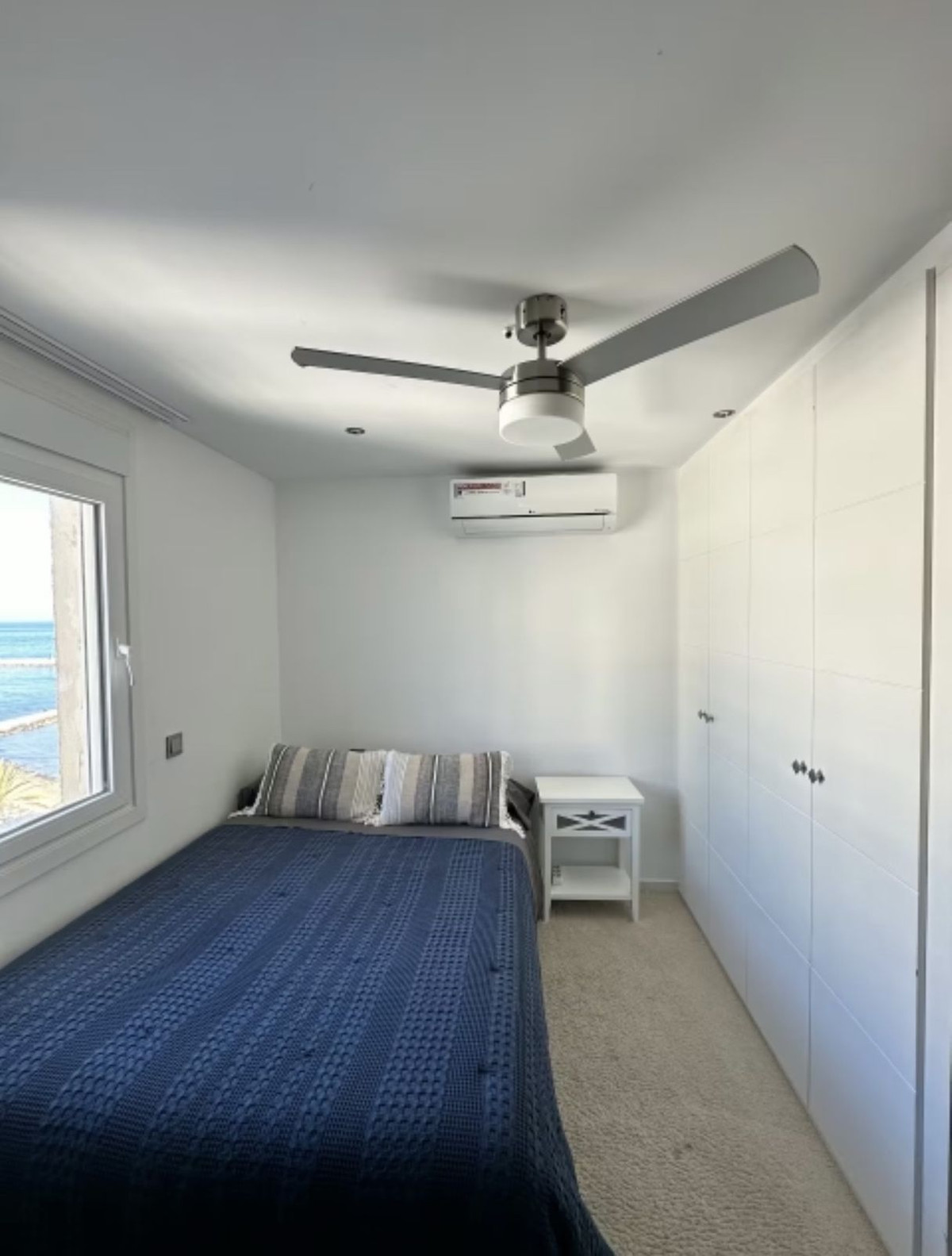 Se vende Apartamento Planta Media de 2 dormitorios en Costa Del Sol, Málaga, España