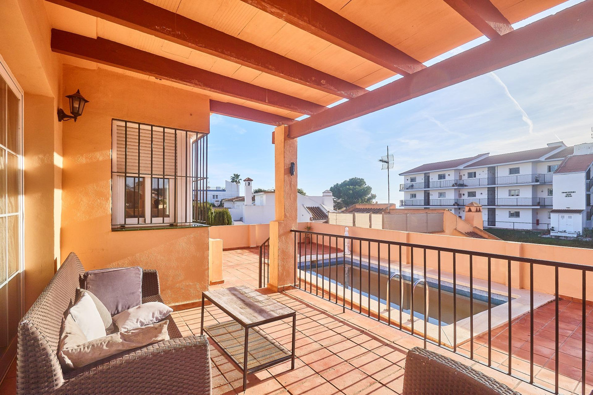 Se vende Villa - Chalet de 2 dormitorios en Costa Del Sol, Málaga, España