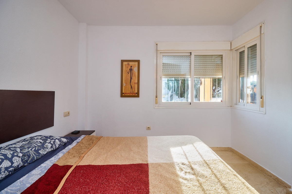 Se vende Villa - Chalet de 2 dormitorios en Costa Del Sol, Málaga, España