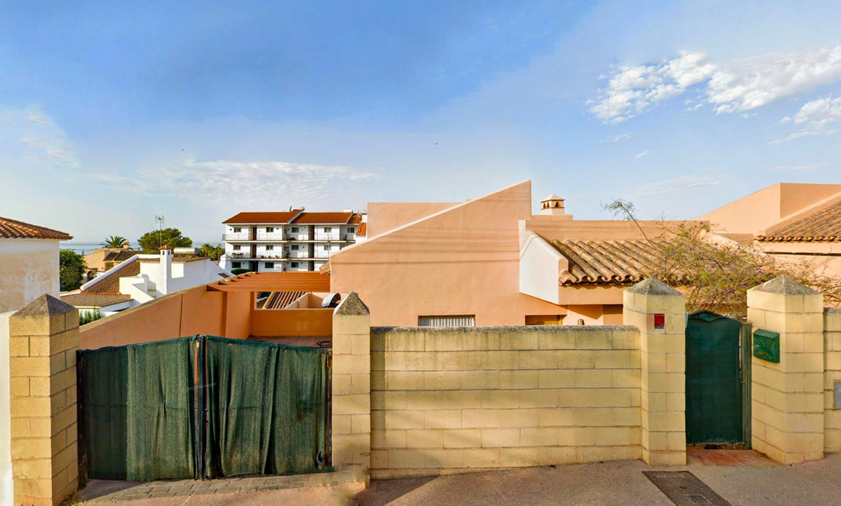 Se vende Villa - Chalet de 2 dormitorios en Costa Del Sol, Málaga, España