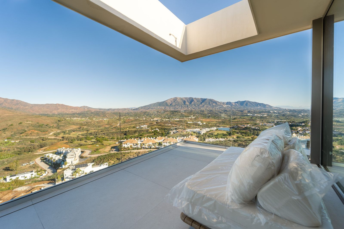 Se vende Villa - Chalet de 5 dormitorios en Costa Del Sol, Málaga, España