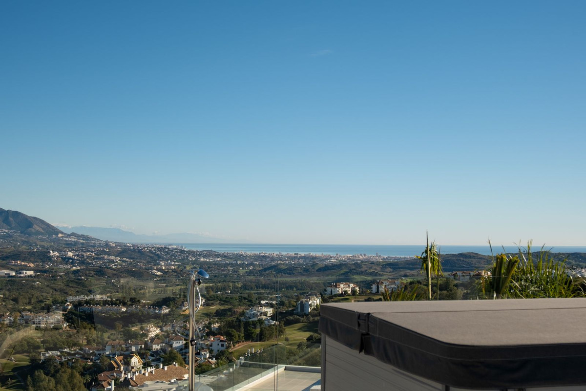 Se vende Villa - Chalet de 5 dormitorios en Costa Del Sol, Málaga, España