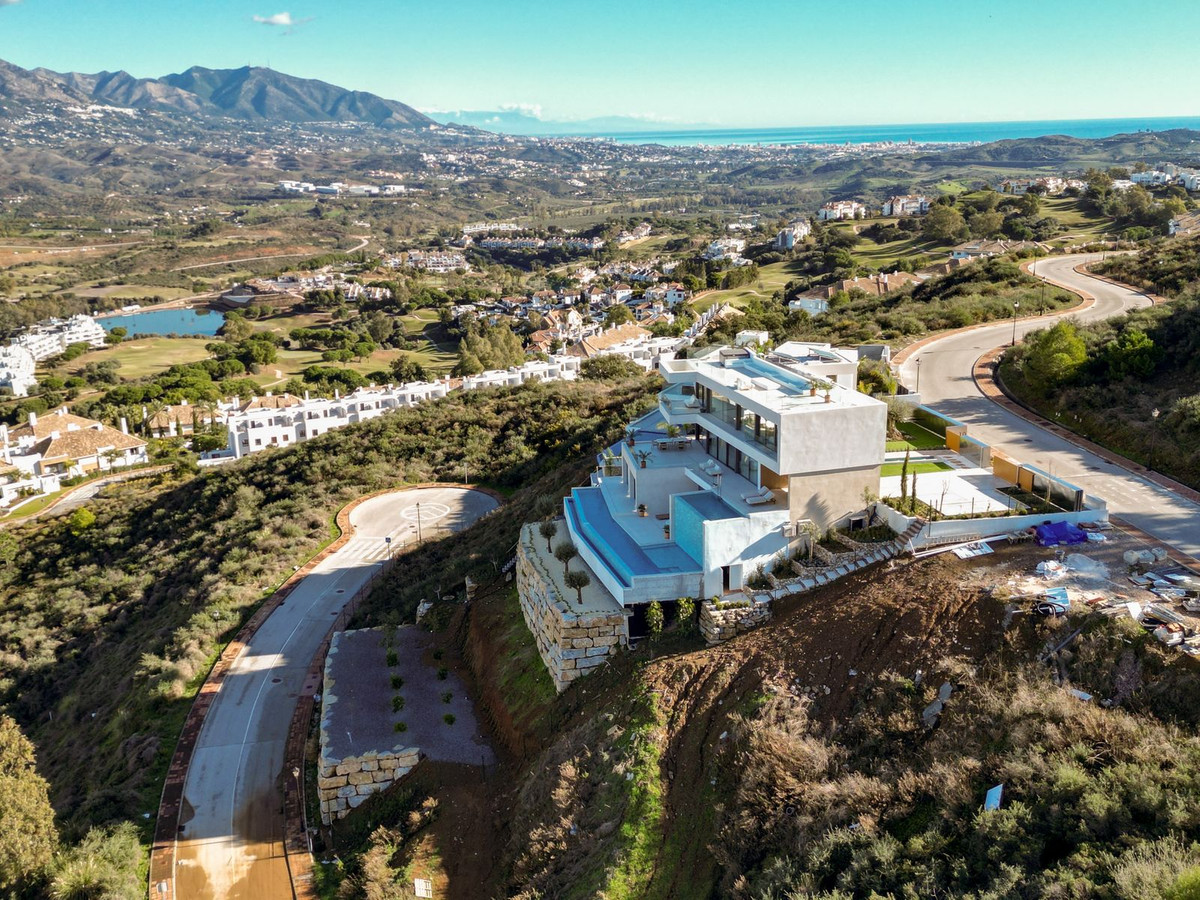 Se vende Villa - Chalet de 5 dormitorios en Costa Del Sol, Málaga, España