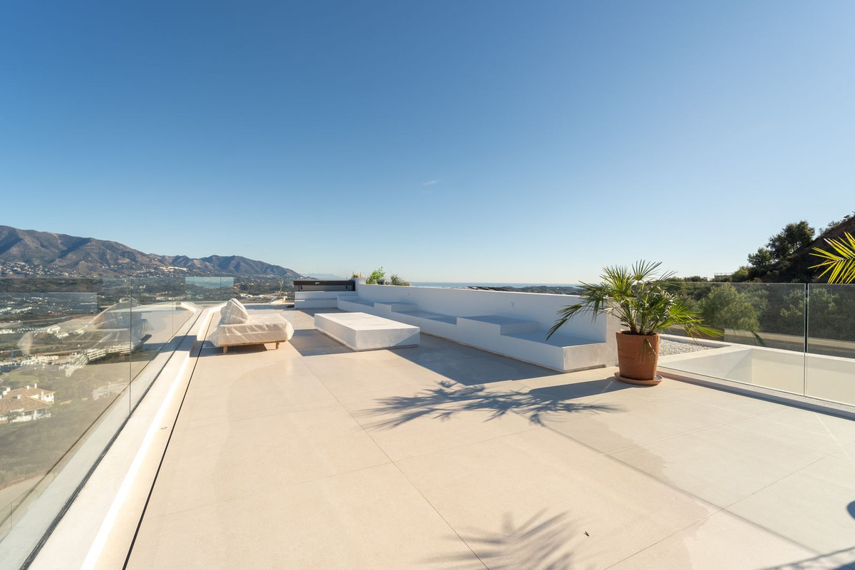 Se vende Villa - Chalet de 5 dormitorios en Costa Del Sol, Málaga, España
