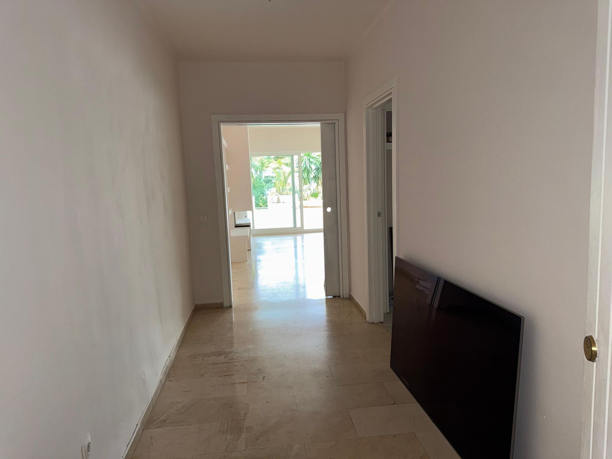 1 Bed Apartment for sale in The Golden Mile Costa Del Sol, Málaga, Spain