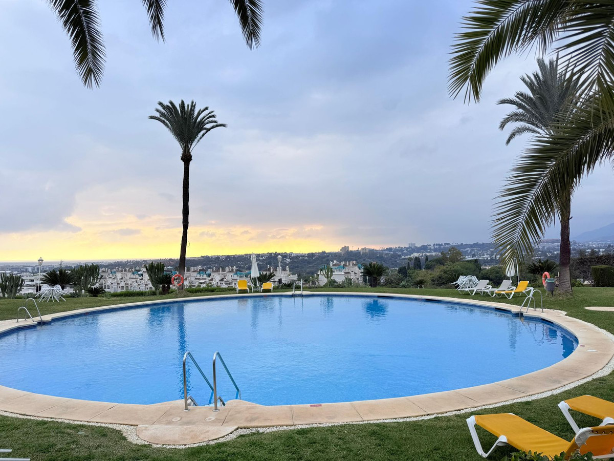 1 Bed Apartment for sale in The Golden Mile Costa Del Sol, Málaga, Spain