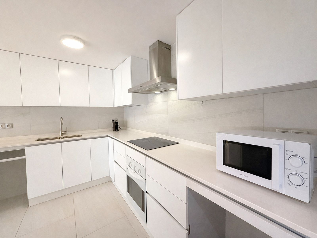 1 Bed Apartment for sale in The Golden Mile Costa Del Sol, Málaga, Spain