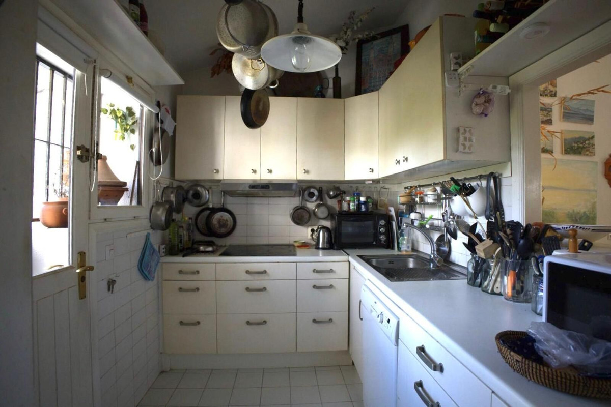 Se vende Apartamento Planta Media de 2 dormitorios en Costa Del Sol, Málaga, España