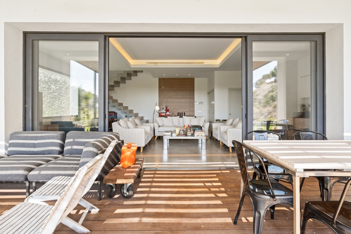 Se vende Villa - Chalet de 6 dormitorios en Costa Del Sol, Málaga, España