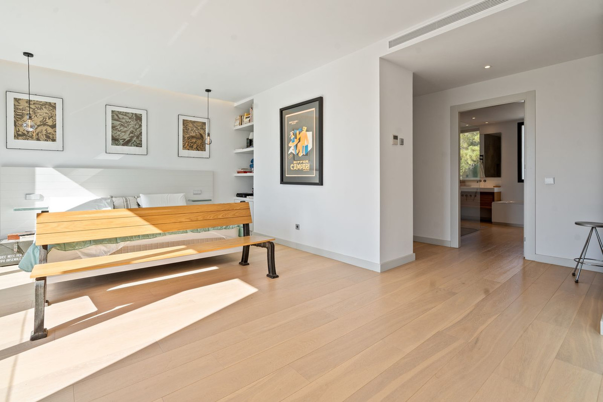 Se vende Villa - Chalet de 6 dormitorios en Costa Del Sol, Málaga, España