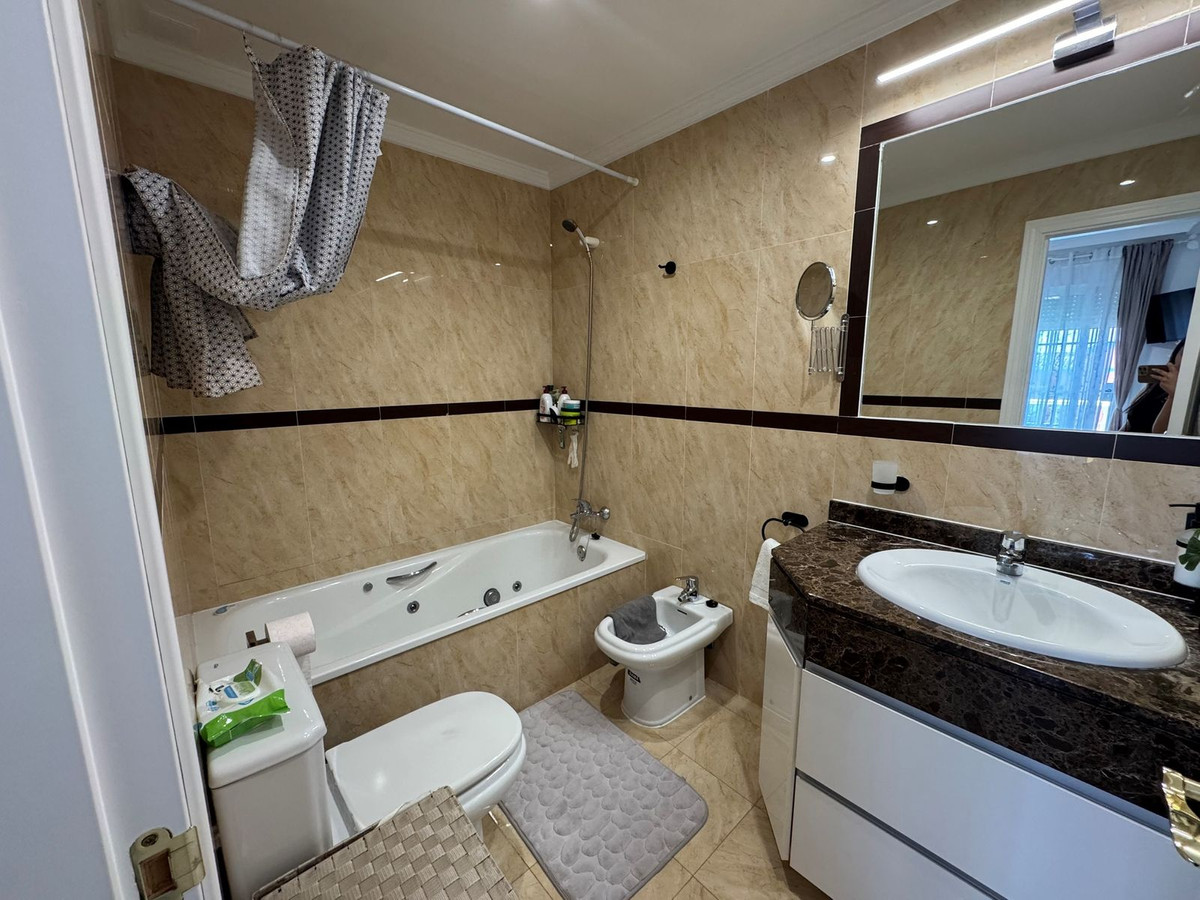 Se vende Adosada de 4 dormitorios en Costa Del Sol, Málaga, España