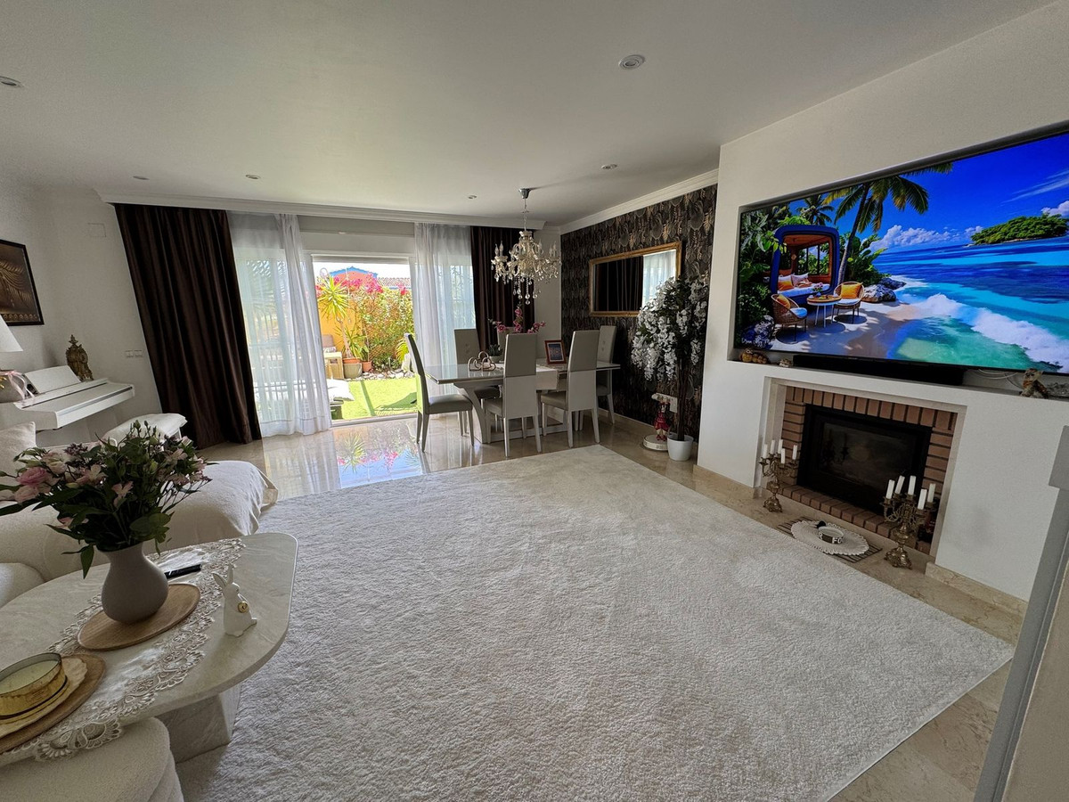 Se vende Adosada de 4 dormitorios en Costa Del Sol, Málaga, España