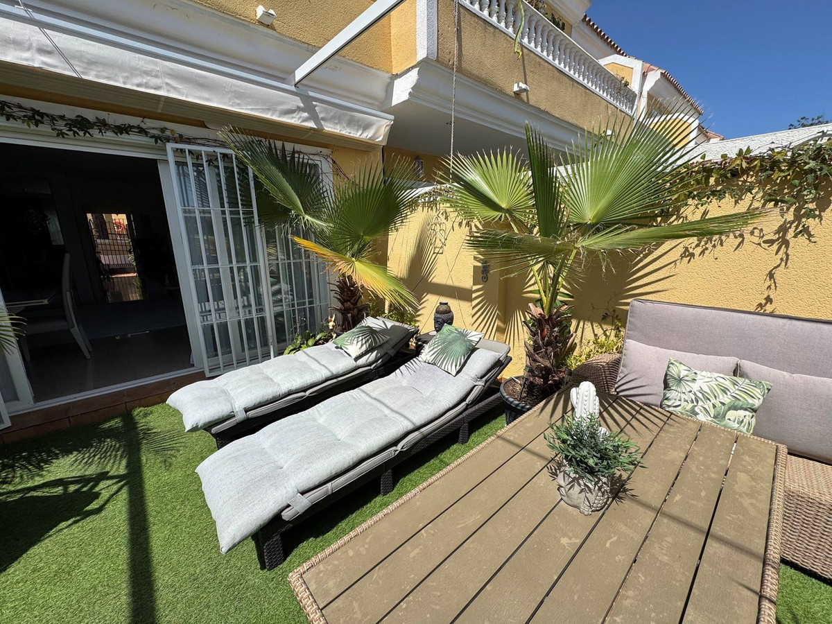 Se vende Adosada de 4 dormitorios en Costa Del Sol, Málaga, España
