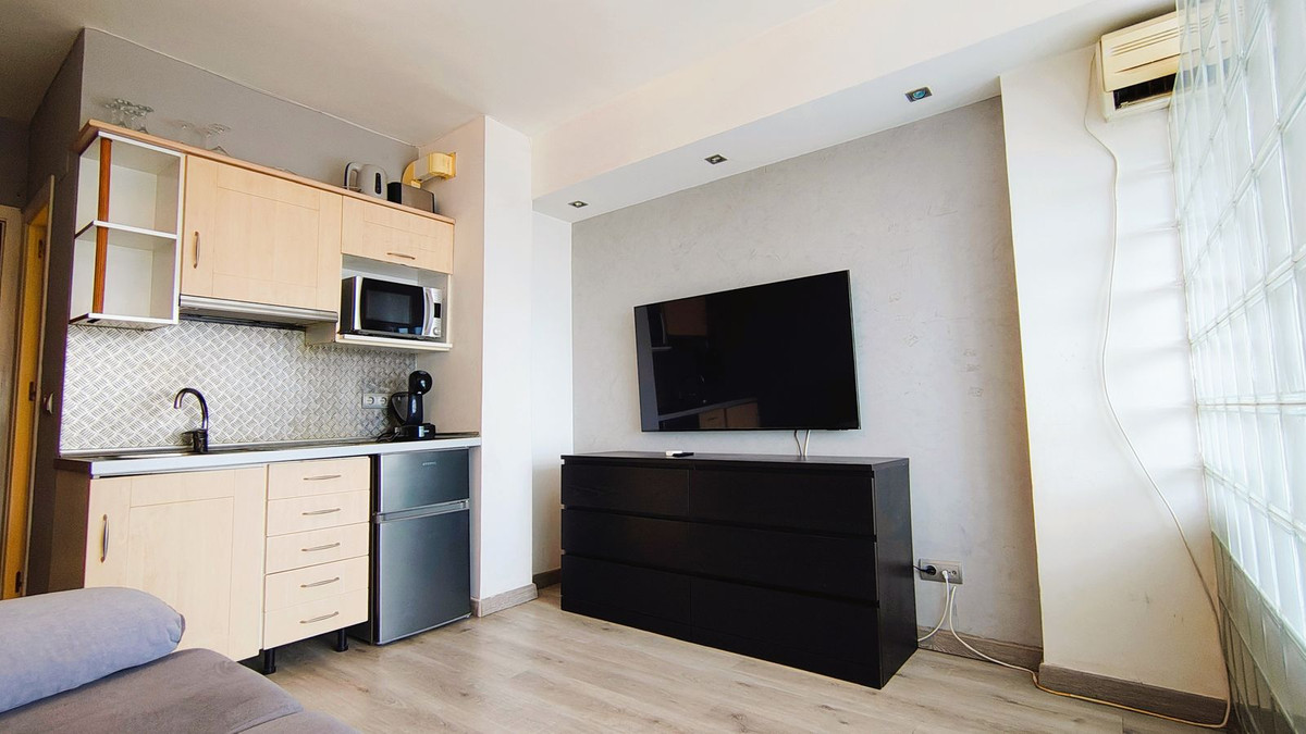 Apartment for sale in Nueva Andalucía Costa Del Sol, Málaga, Spain