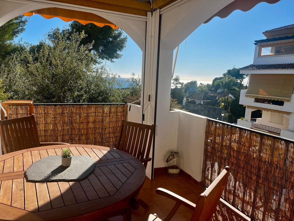 3 Bed Apartment for sale in Nagüeles Costa Del Sol, Málaga, Spain