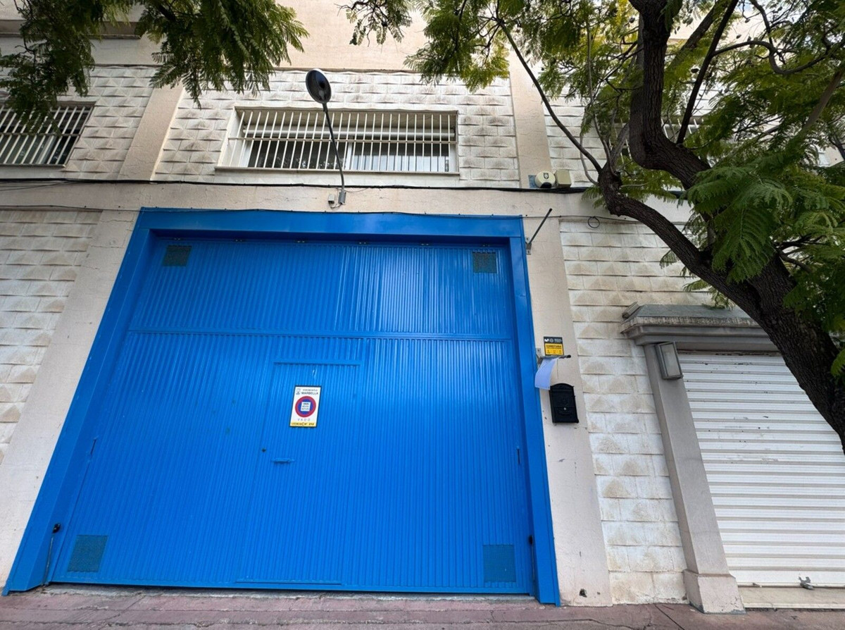 6 Bed Commercial unit for sale in Marbella Costa Del Sol, Málaga, Spain