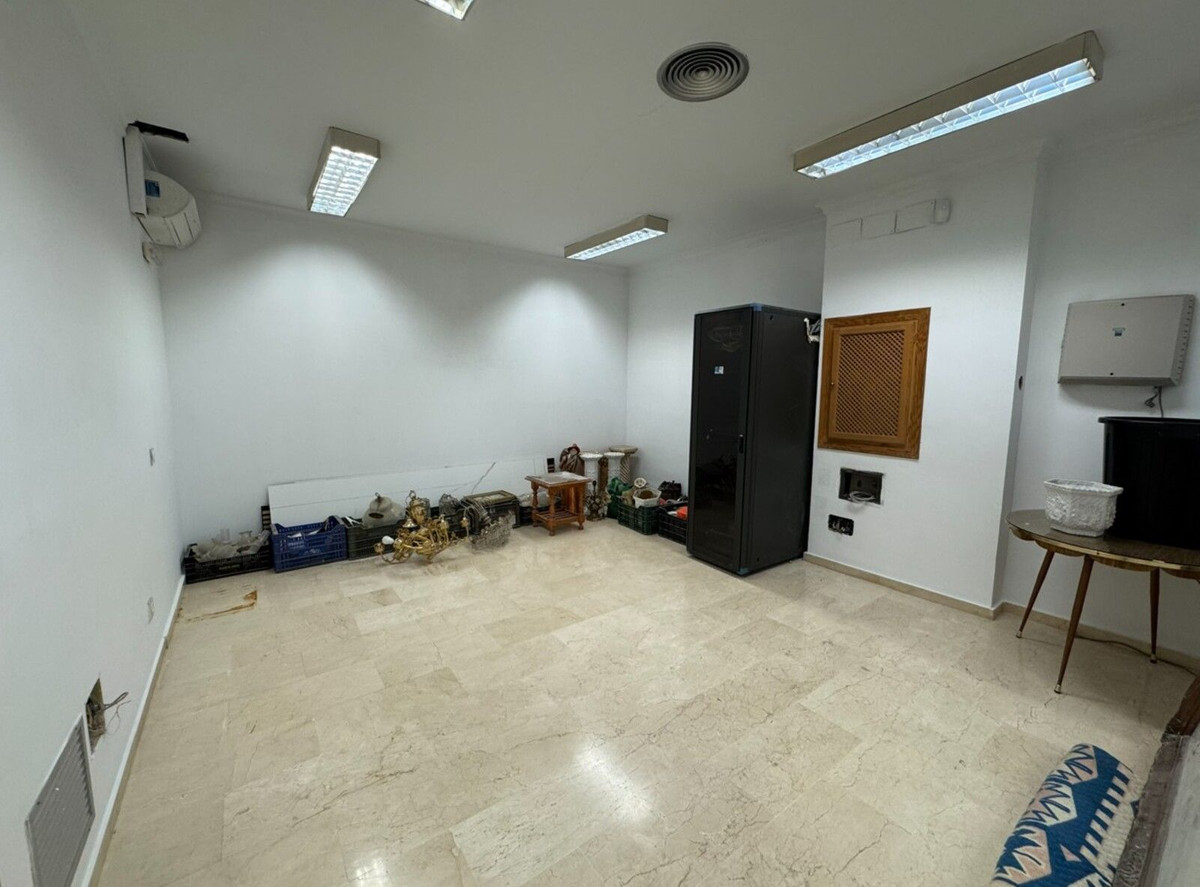 6 Bed Commercial unit for sale in Marbella Costa Del Sol, Málaga, Spain