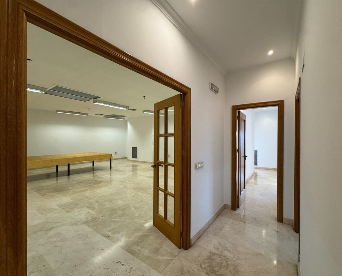 6 Bed Commercial unit for sale in Marbella Costa Del Sol, Málaga, Spain
