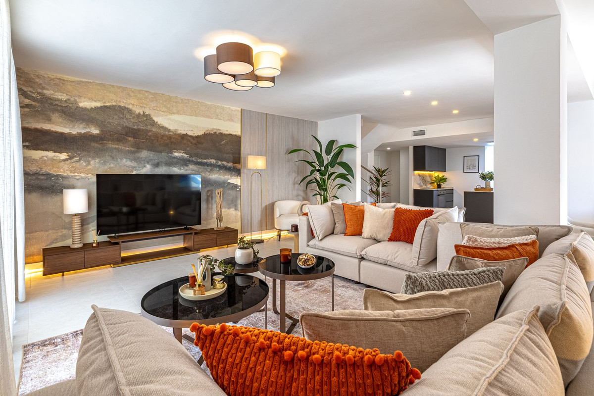 Se vende Villa - Chalet de 3 dormitorios en Costa Del Sol, Málaga, España