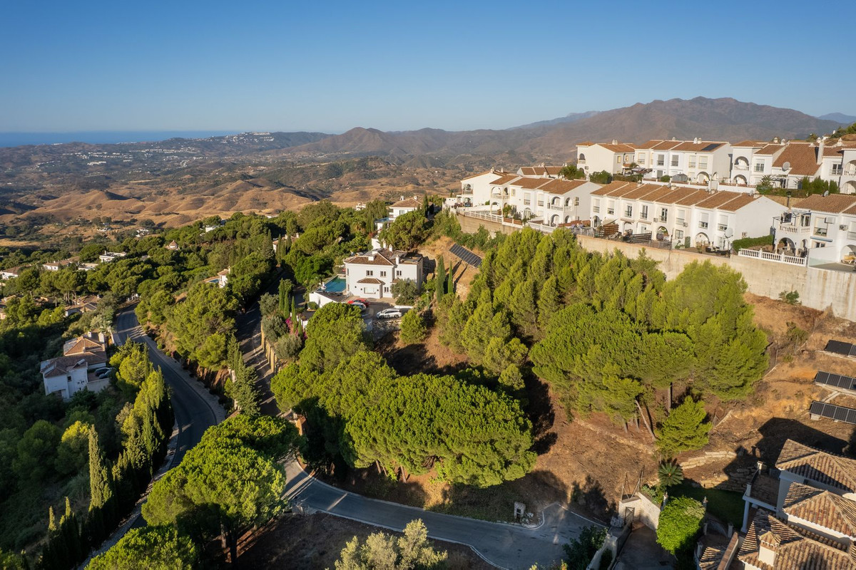 Se vende Terreno Urbano  en Costa Del Sol, Málaga, España