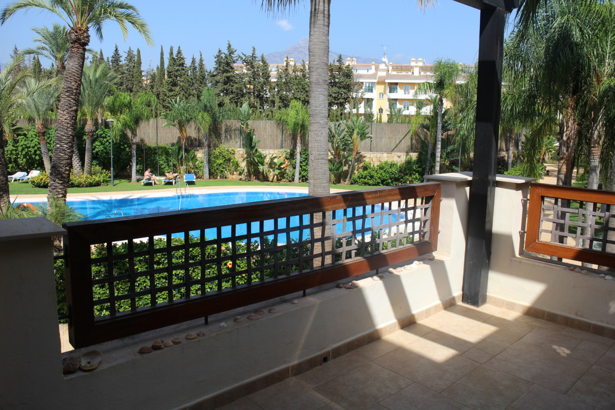 2 Bed Apartment for sale in Nueva Andalucía Costa Del Sol, Málaga, Spain