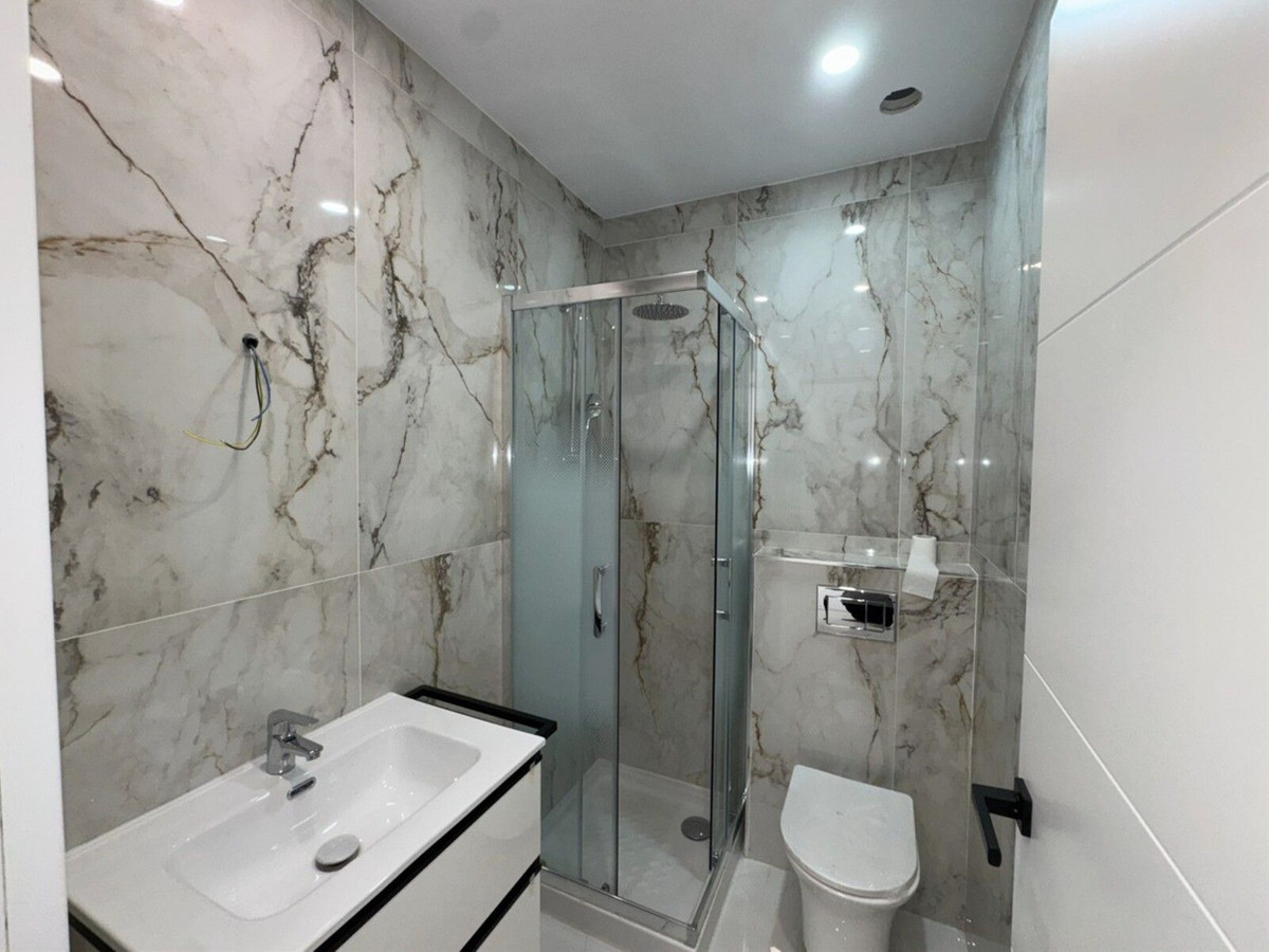 4 Bed Apartment for sale in Alhaurín El Grande Costa Del Sol, Málaga, Spain