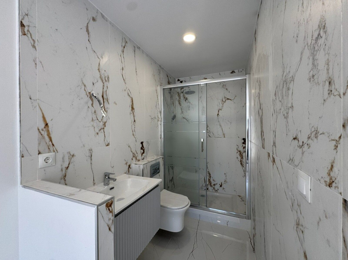 4 Bed Apartment for sale in Alhaurín El Grande Costa Del Sol, Málaga, Spain