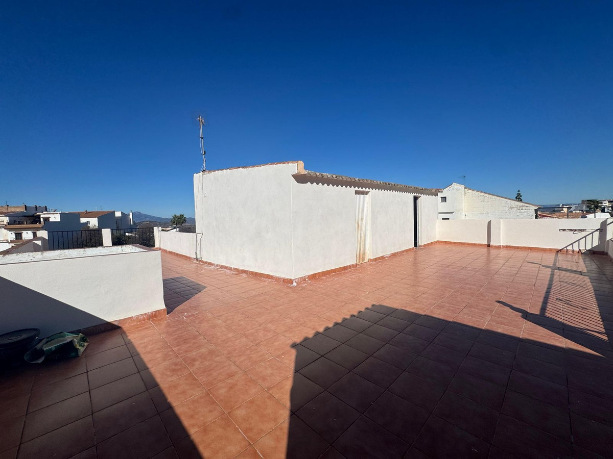 3 Bed Apartment for sale in Alhaurín El Grande Costa Del Sol, Málaga, Spain