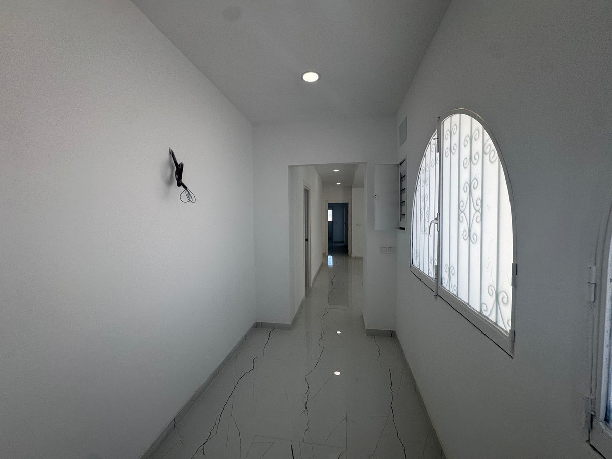 3 Bed Apartment for sale in Alhaurín El Grande Costa Del Sol, Málaga, Spain