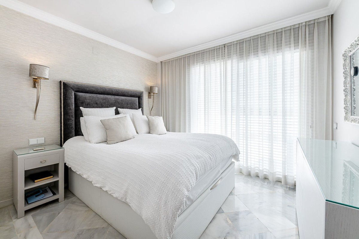3 Bed Townhouse for sale in Nueva Andalucía Costa Del Sol, Málaga, Spain