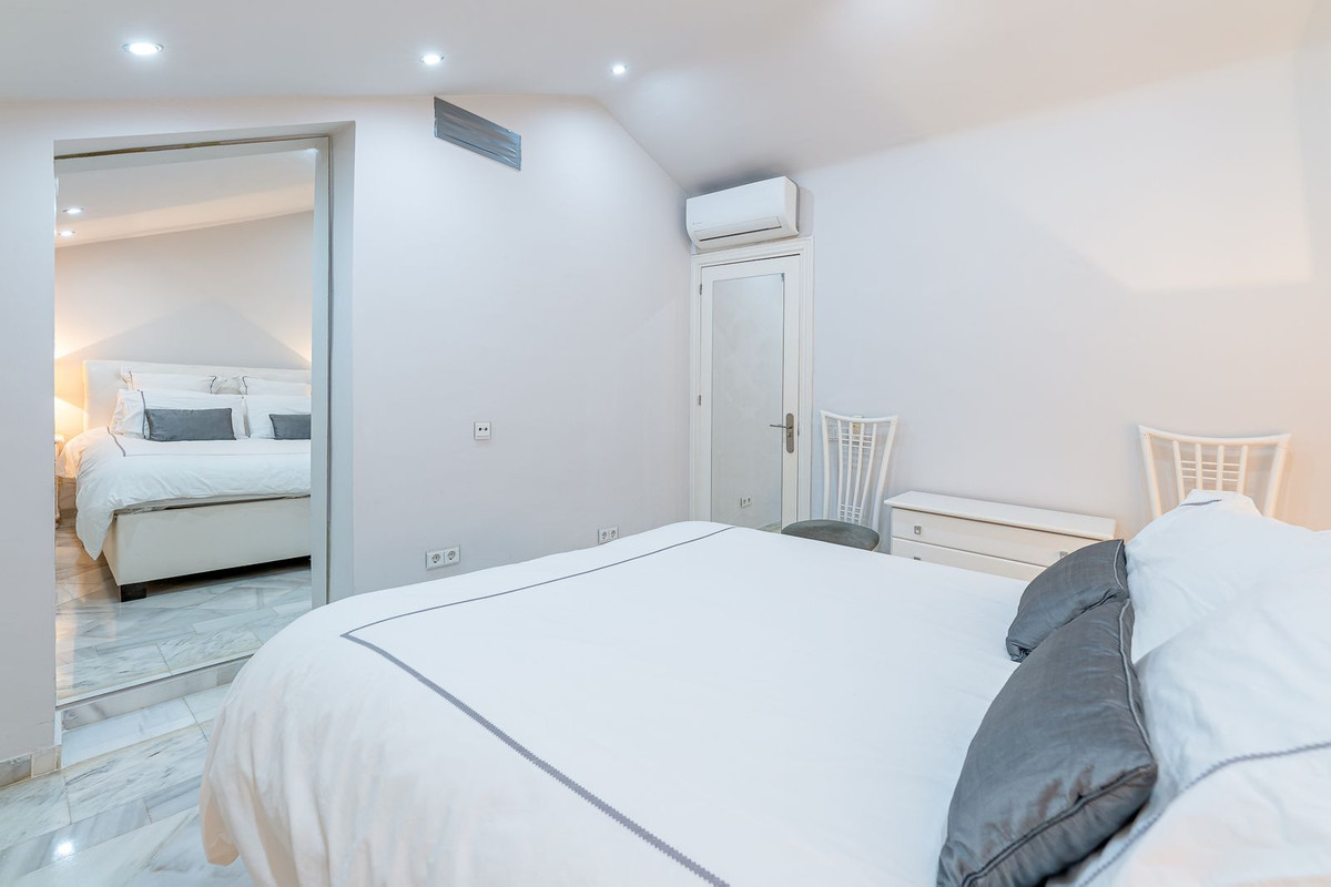 3 Bed Townhouse for sale in Nueva Andalucía Costa Del Sol, Málaga, Spain
