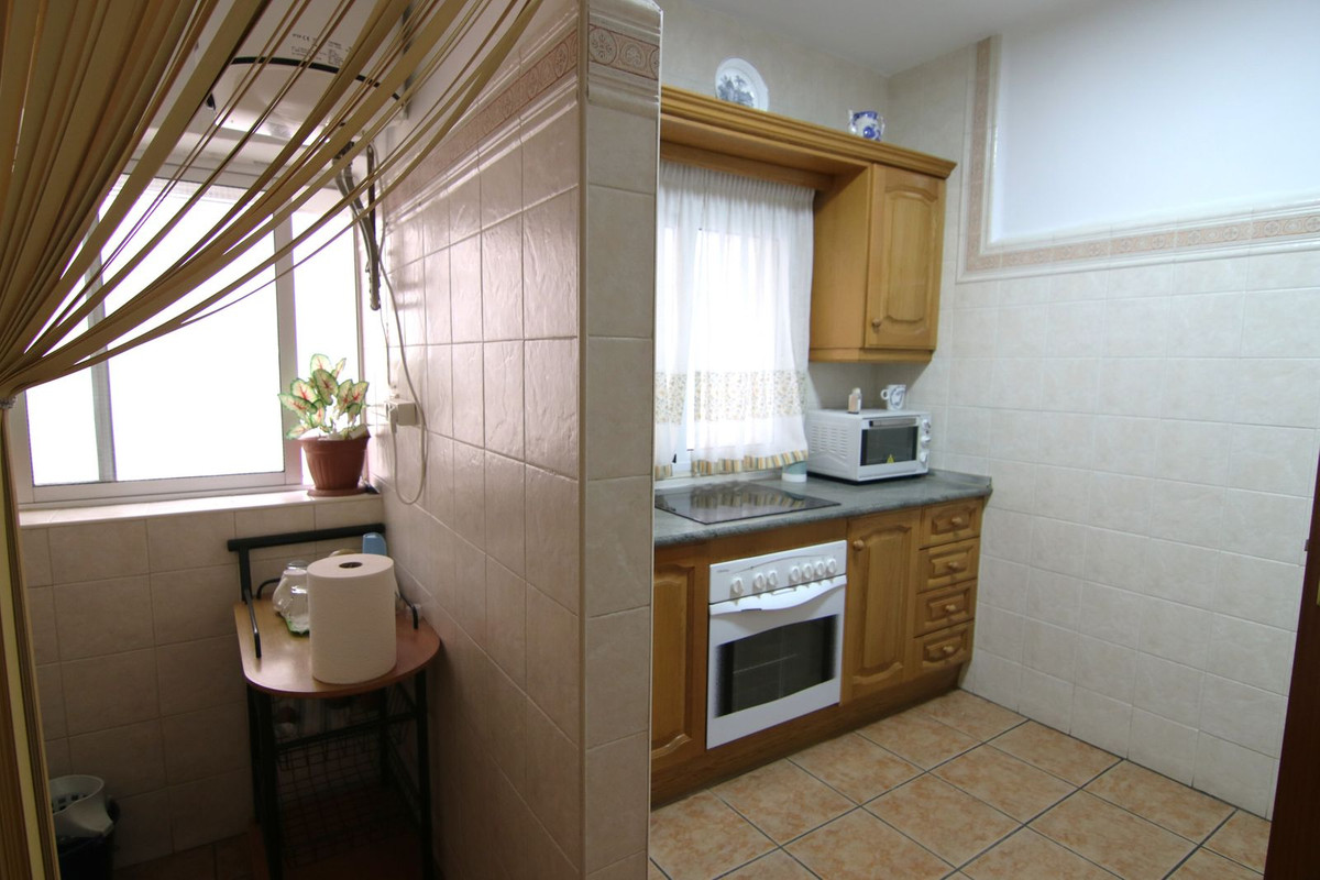 Se vende Apartamento Planta Media de 3 dormitorios en Costa Del Sol, Málaga, España