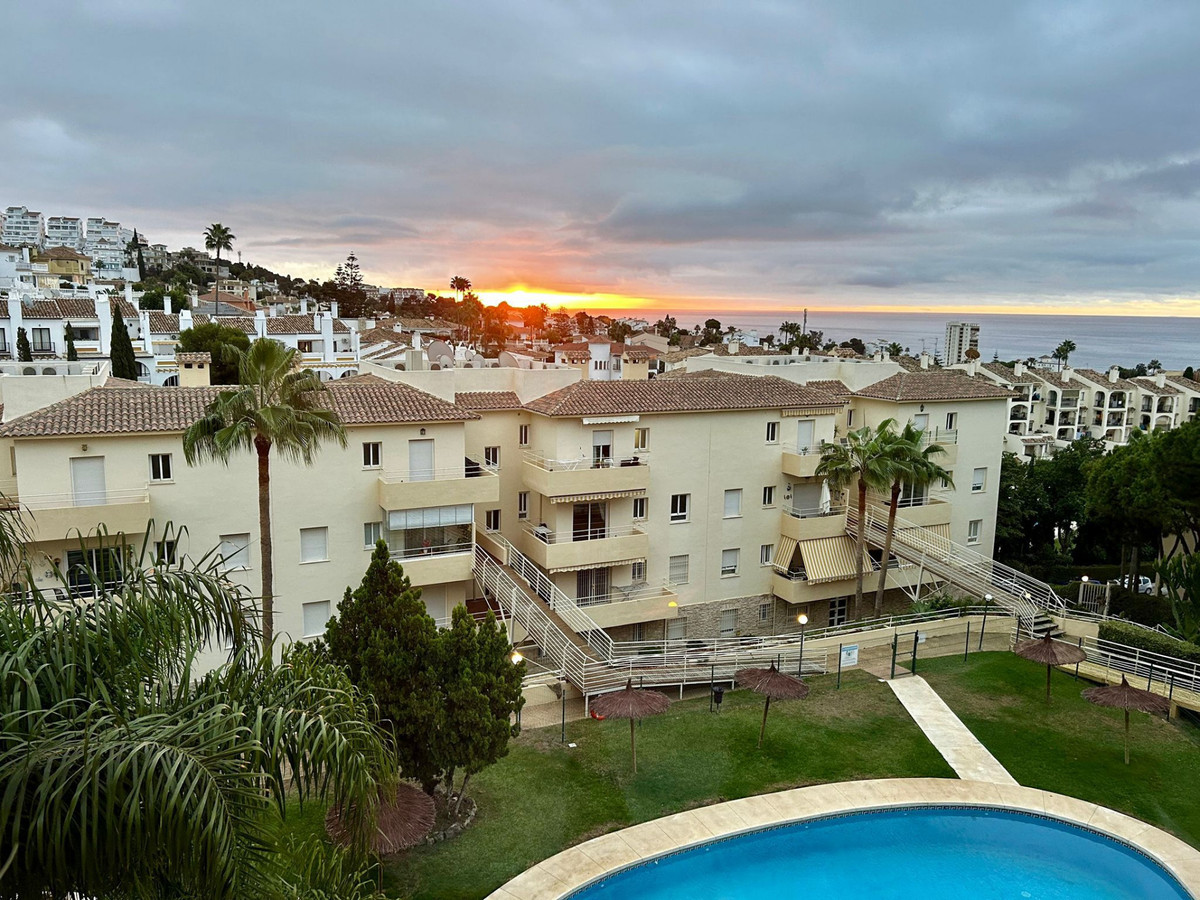 2 Bed Apartment for sale in Mijas Costa Del Sol, Málaga, Spain