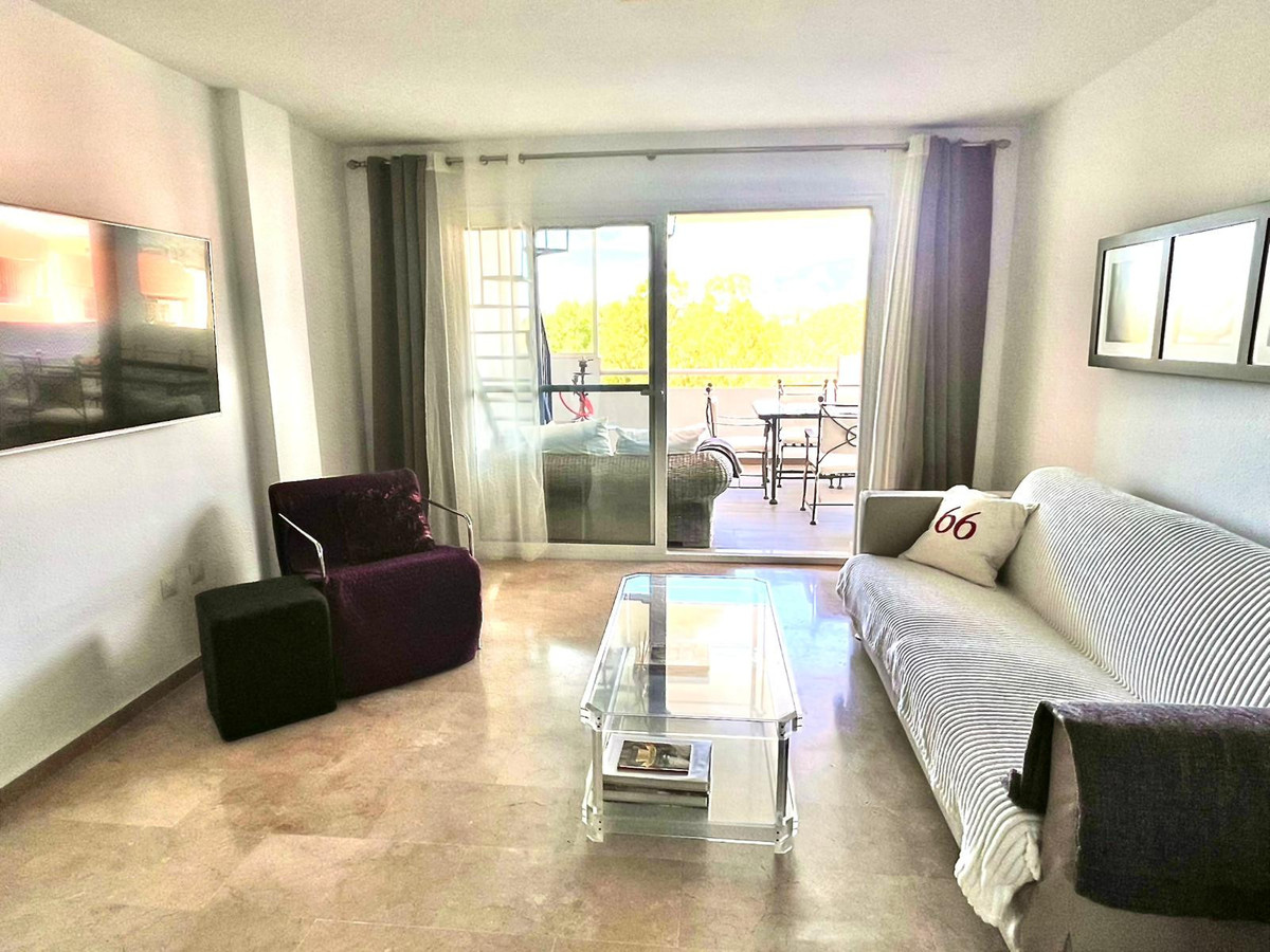 2 Bed Apartment for sale in Estepona Costa Del Sol, Málaga, Spain