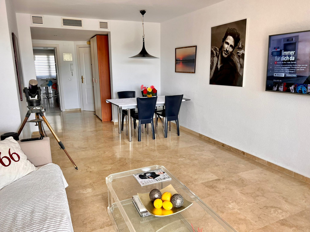 2 Bed Apartment for sale in Estepona Costa Del Sol, Málaga, Spain