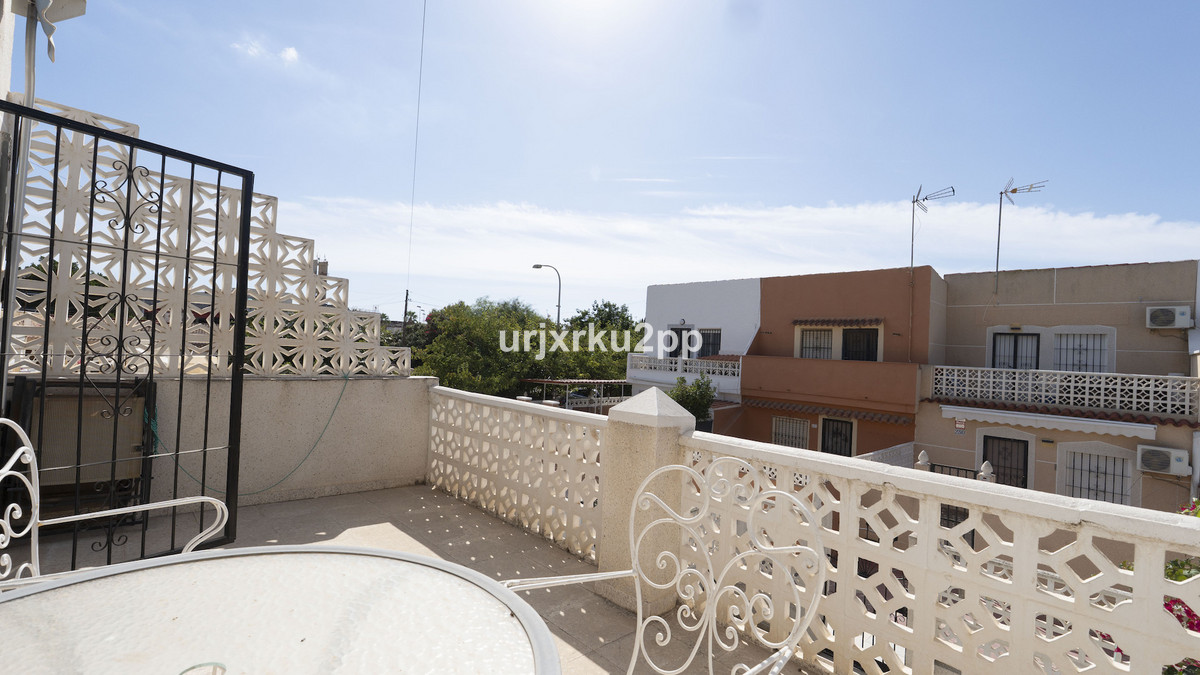 3 Bed Townhouse for sale in Torrevieja Costa Blanca, Alicante, Spain