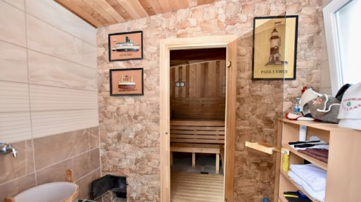 5 Bed Townhouse for sale in Javea Costa Blanca, Alicante, Spain
