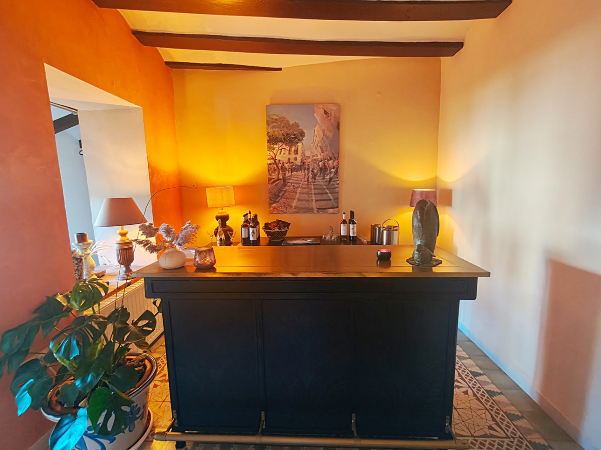 8 Bed Commercial unit for sale in Vall De Gallinera Costa Blanca, Alicante, Spain