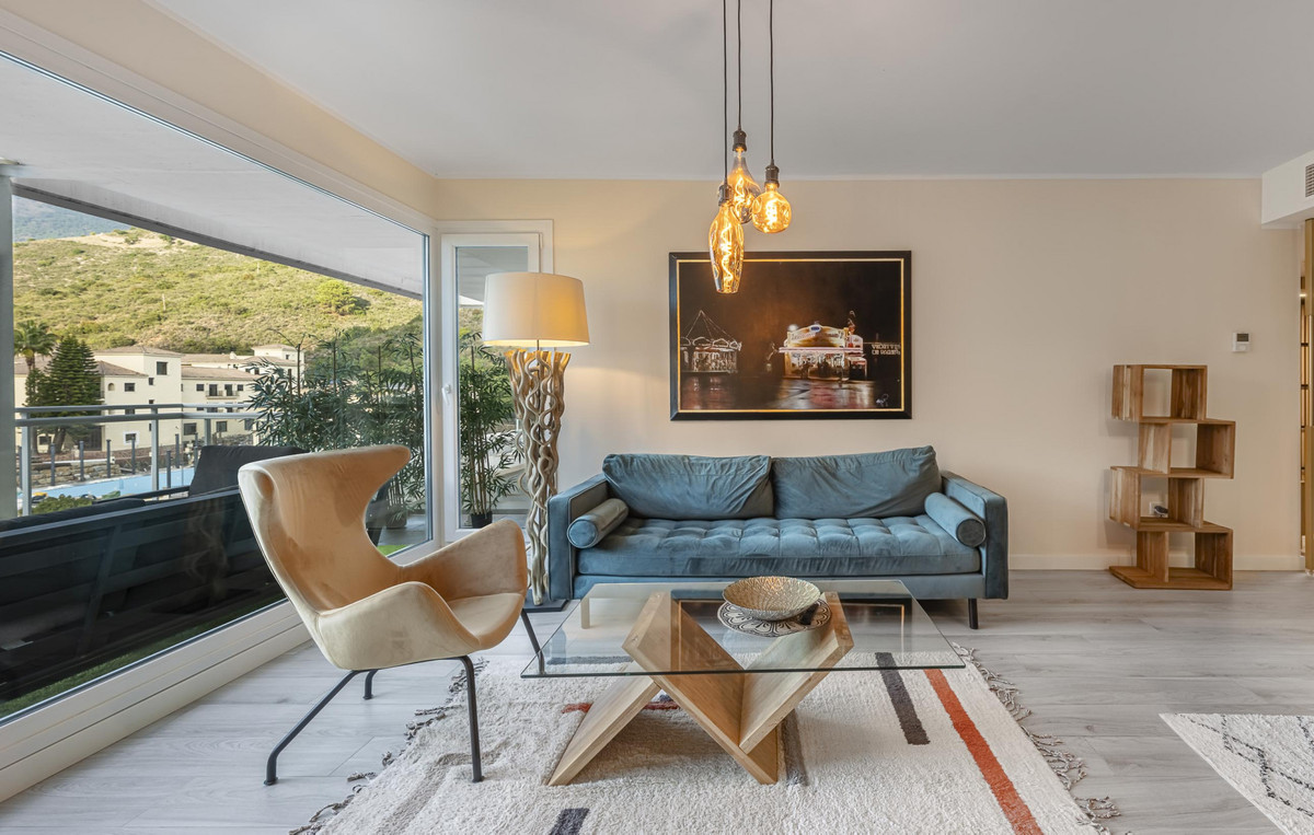 2 Bed Apartment for sale in Benahavís Costa Del Sol, Málaga, Spain