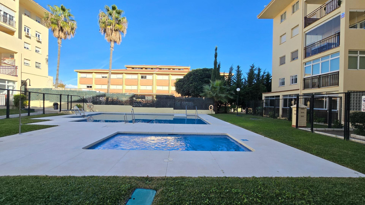 2 Bed Apartment for sale in Arroyo De La Miel Costa Del Sol, Málaga, Spain