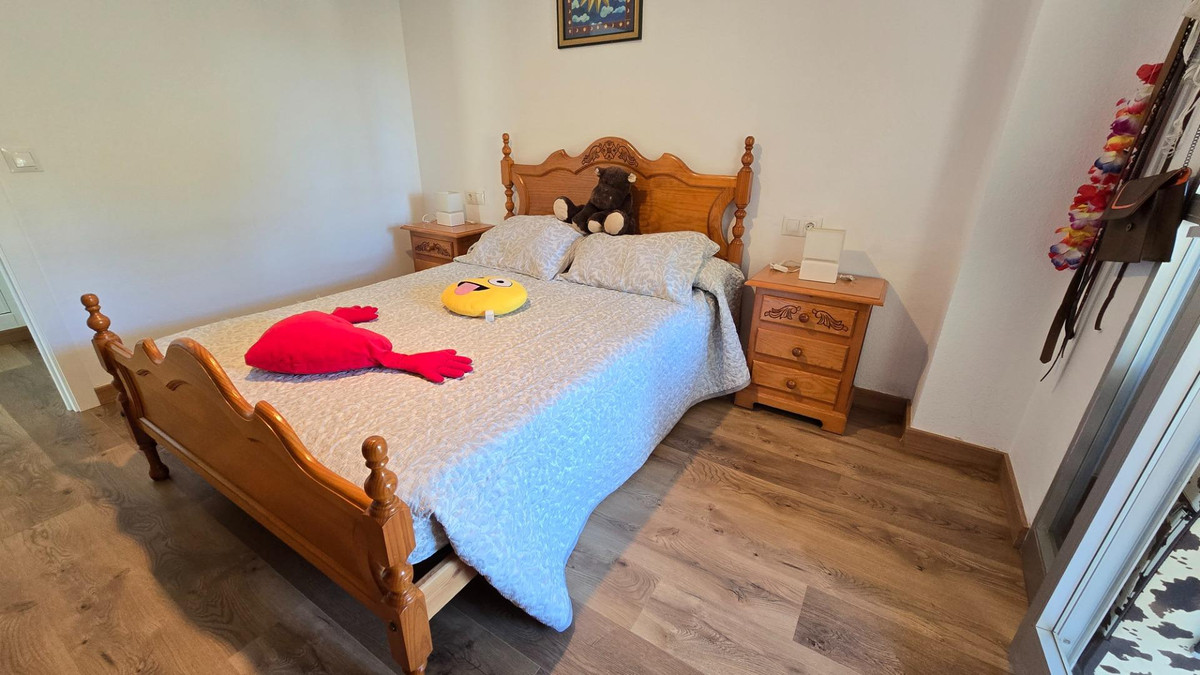 2 Bed Apartment for sale in Arroyo De La Miel Costa Del Sol, Málaga, Spain