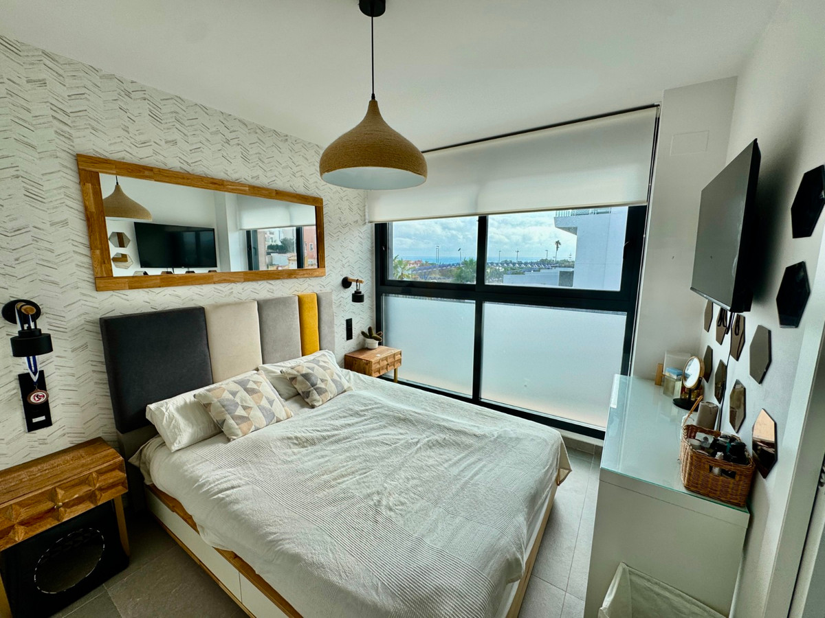 4 Bed Townhouse for sale in Guardamar Del Segura Costa Blanca, Alicante, Spain