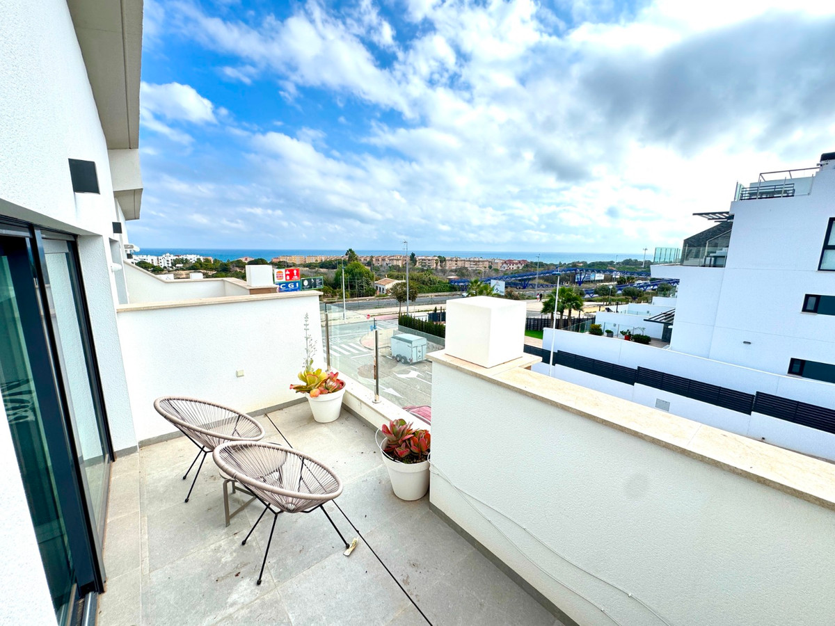 4 Bed Townhouse for sale in Guardamar Del Segura Costa Blanca, Alicante, Spain