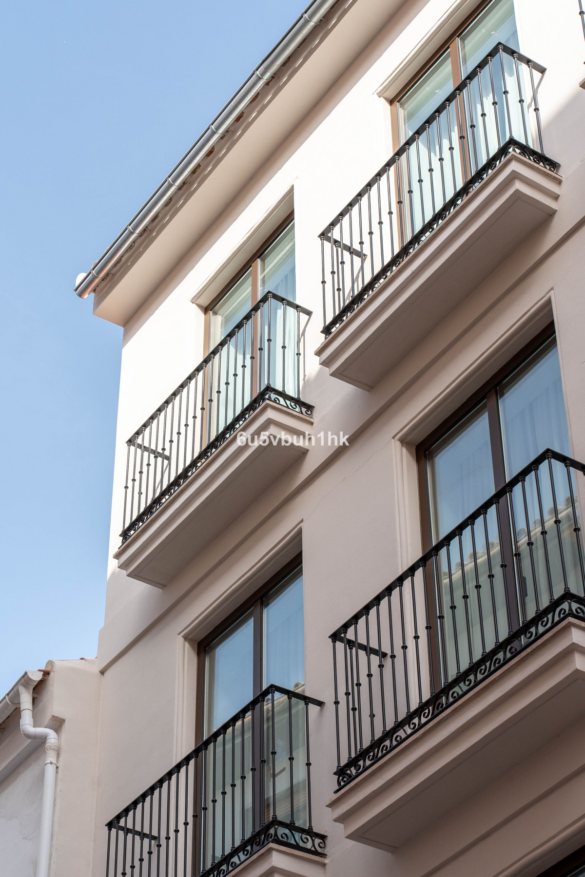 Se vende Adosada de 15 dormitorios en Costa Del Sol, Málaga, España