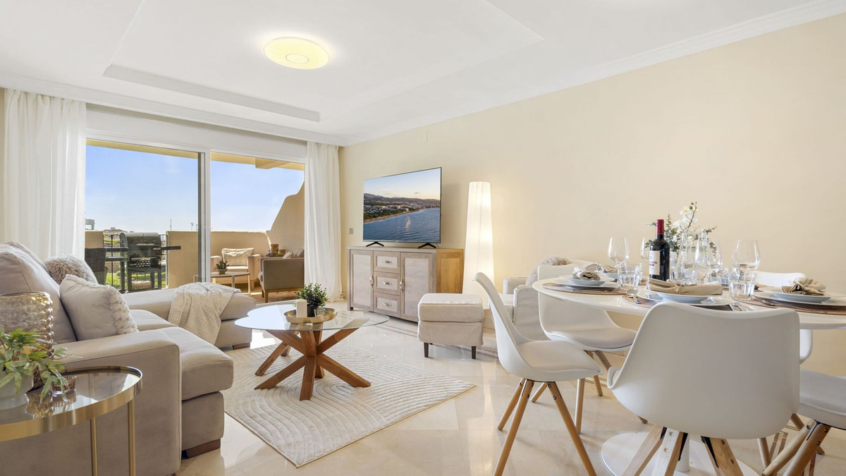2 Bed Apartment for sale in Nueva Andalucía Costa Del Sol, Málaga, Spain